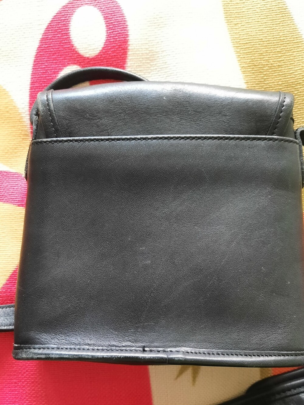 Coach Vintage Crossbody Willis 9927 and Tango 9049 2-for-1 Black Leather Purses - Picture 6 of 9